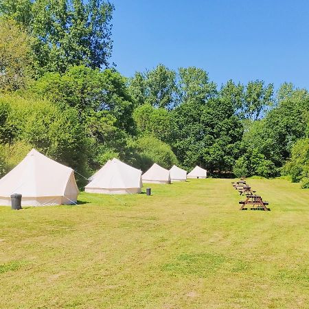 Battle Pods And Bells Glamping Hotel Luaran gambar