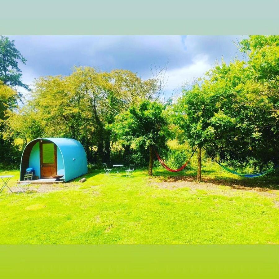 Battle Pods And Bells Glamping Hotel Luaran gambar